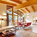 Aparthotel Mountain Estate